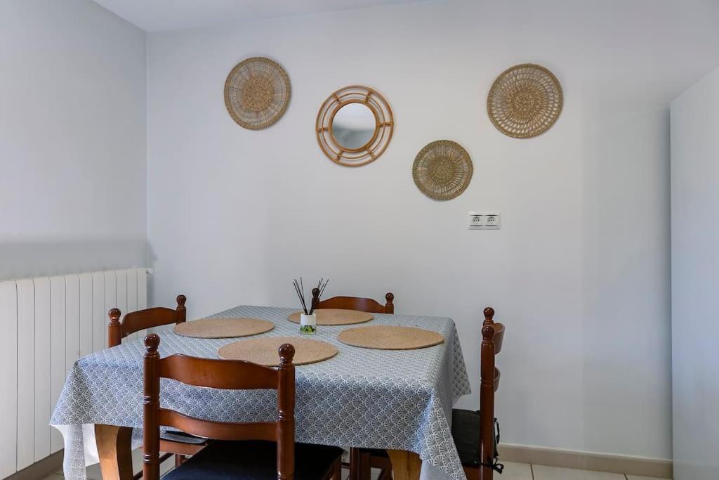 Casa Feli - Apartamento Con Jardin Privado En Los Pirineos كاستيلو دي جاكا المظهر الخارجي الصورة